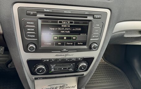Skoda Octavia, 2011 год, 1 000 000 рублей, 11 фотография