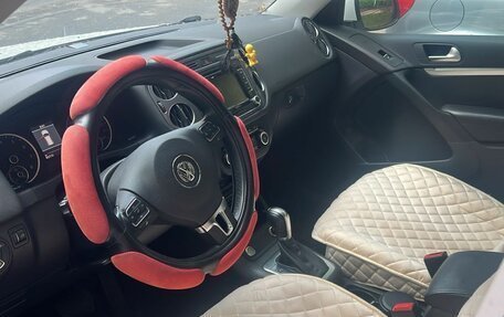 Volkswagen Tiguan I, 2013 год, 1 800 000 рублей, 2 фотография