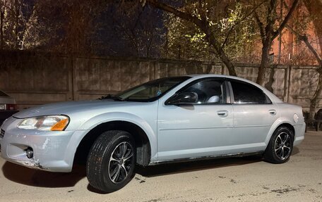 Dodge Stratus II, 2002 год, 350 000 рублей, 2 фотография