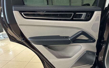 Porsche Cayenne III, 2018 год, 7 699 000 рублей, 29 фотография