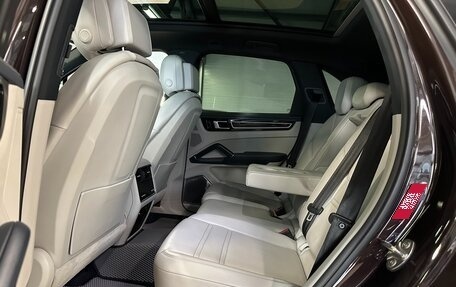 Porsche Cayenne III, 2018 год, 7 699 000 рублей, 25 фотография