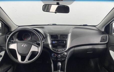 Hyundai Solaris II рестайлинг, 2013 год, 899 000 рублей, 17 фотография