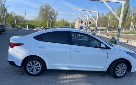 Hyundai Solaris II рестайлинг, 2020 год, 1 220 000 рублей, 6 фотография