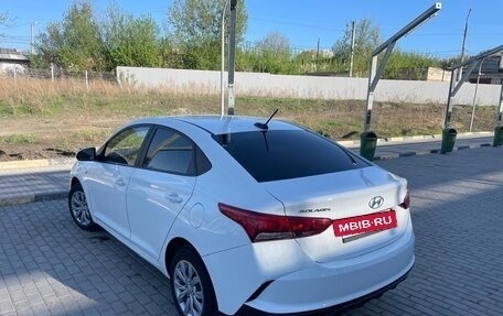 Hyundai Solaris II рестайлинг, 2020 год, 1 220 000 рублей, 7 фотография