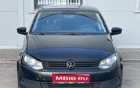 Volkswagen Polo VI (EU Market), 2013 год, 410 000 рублей, 2 фотография