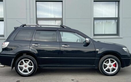 Mitsubishi Outlander III рестайлинг 3, 2004 год, 559 000 рублей, 4 фотография