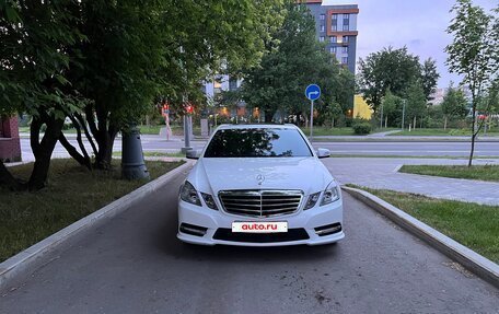 Mercedes-Benz E-Класс, 2012 год, 2 150 000 рублей, 5 фотография
