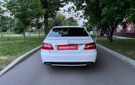 Mercedes-Benz E-Класс, 2012 год, 2 150 000 рублей, 3 фотография