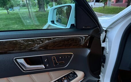 Mercedes-Benz E-Класс, 2012 год, 2 150 000 рублей, 11 фотография
