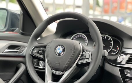 BMW 5 серия, 2018 год, 2 799 000 рублей, 28 фотография