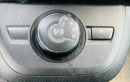 Peugeot Traveller I, 2021 год, 2 990 000 рублей, 19 фотография