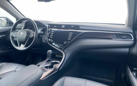Toyota Camry, 2020 год, 3 480 000 рублей, 14 фотография