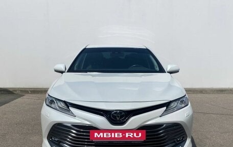 Toyota Camry, 2020 год, 3 480 000 рублей, 2 фотография