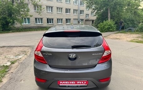 Hyundai Solaris II рестайлинг, 2012 год, 870 000 рублей, 4 фотография
