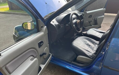Renault Logan I, 2007 год, 250 000 рублей, 10 фотография