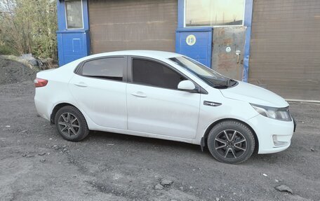 KIA Rio III рестайлинг, 2014 год, 900 000 рублей, 2 фотография