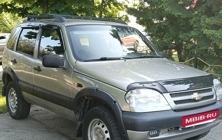 Chevrolet Niva I рестайлинг, 2009 год, 420 000 рублей, 2 фотография