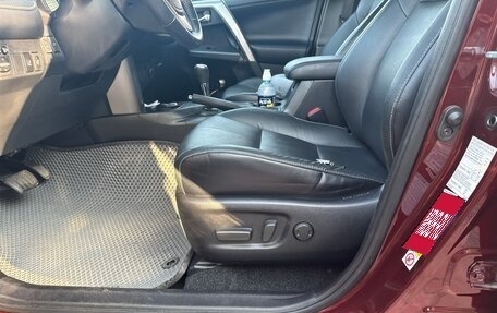 Toyota RAV4, 2018 год, 3 500 000 рублей, 13 фотография