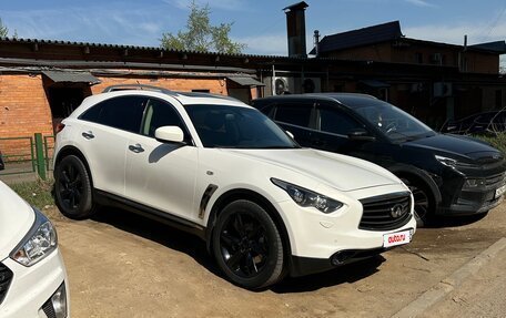 Infiniti FX II, 2011 год, 2 350 000 рублей, 2 фотография