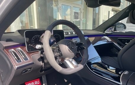 Mercedes-Benz S-Класс AMG, 2023 год, 26 000 000 рублей, 36 фотография