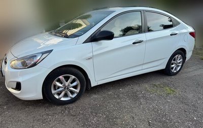 Hyundai Solaris II рестайлинг, 2012 год, 750 000 рублей, 1 фотография