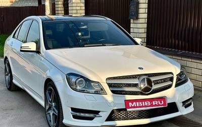 Mercedes-Benz C-Класс, 2012 год, 2 300 000 рублей, 1 фотография