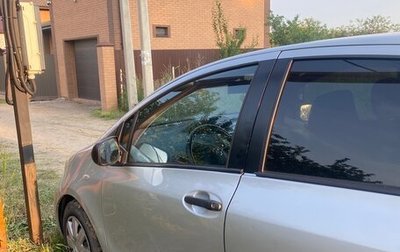 Toyota Yaris III рестайлинг, 2009 год, 459 000 рублей, 1 фотография