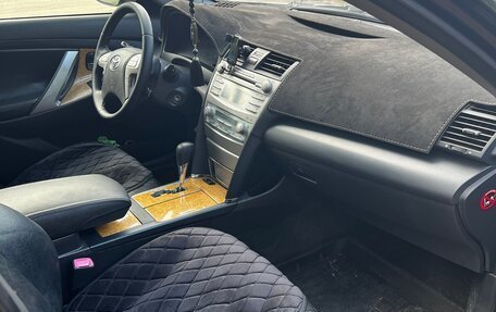 Toyota Camry, 2006 год, 1 180 000 рублей, 5 фотография