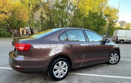 Volkswagen Jetta VI, 2015 год, 1 300 000 рублей, 4 фотография