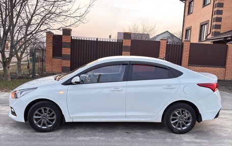 Hyundai Solaris II рестайлинг, 2018 год, 1 200 000 рублей, 4 фотография