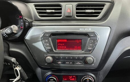 KIA Rio III рестайлинг, 2013 год, 960 000 рублей, 13 фотография