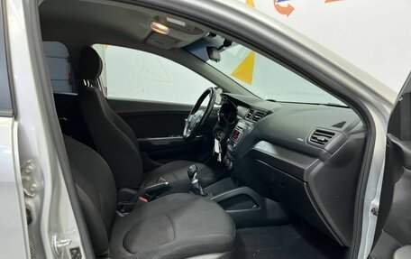 KIA Rio III рестайлинг, 2015 год, 890 000 рублей, 28 фотография