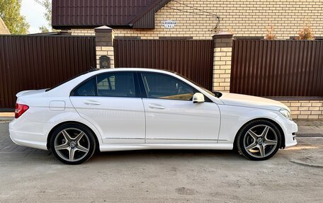 Mercedes-Benz C-Класс, 2012 год, 2 300 000 рублей, 2 фотография