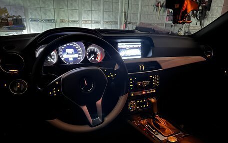 Mercedes-Benz C-Класс, 2012 год, 2 300 000 рублей, 10 фотография