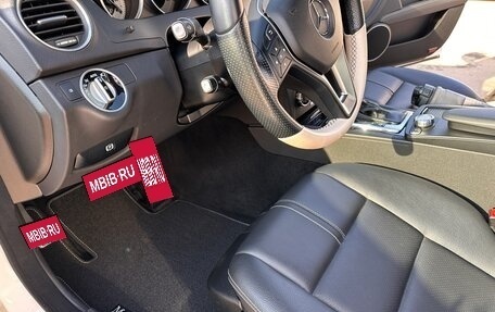 Mercedes-Benz C-Класс, 2012 год, 2 300 000 рублей, 14 фотография