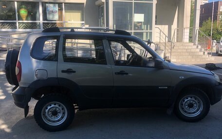 Chevrolet Niva I рестайлинг, 2012 год, 340 000 рублей, 6 фотография