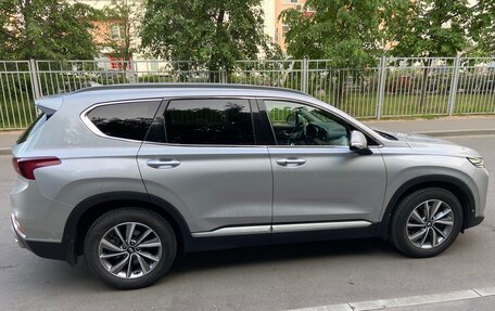 Hyundai Santa Fe IV, 2019 год, 2 400 000 рублей, 2 фотография