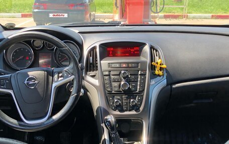 Opel Astra J, 2011 год, 785 000 рублей, 11 фотография