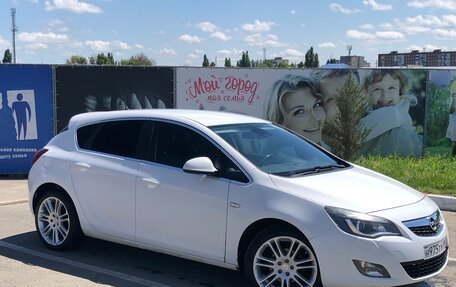 Opel Astra J, 2011 год, 785 000 рублей, 25 фотография