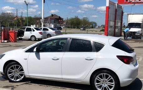 Opel Astra J, 2011 год, 785 000 рублей, 22 фотография