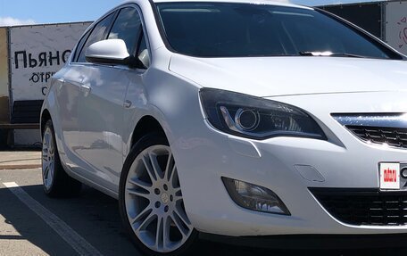 Opel Astra J, 2011 год, 785 000 рублей, 26 фотография