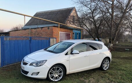 Opel Astra J, 2011 год, 785 000 рублей, 30 фотография
