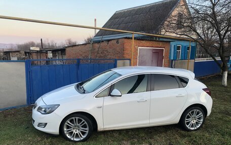 Opel Astra J, 2011 год, 785 000 рублей, 29 фотография