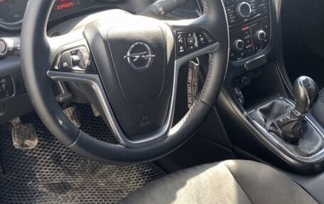 Opel Astra J, 2013 год, 780 000 рублей, 8 фотография