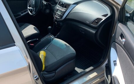 Hyundai Solaris II рестайлинг, 2011 год, 850 000 рублей, 7 фотография