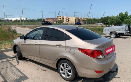 Hyundai Solaris II рестайлинг, 2011 год, 850 000 рублей, 5 фотография
