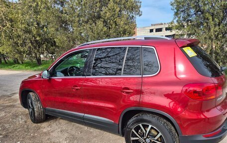 Volkswagen Tiguan I, 2011 год, 1 400 000 рублей, 2 фотография