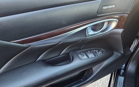 Infiniti Q70 I, 2015 год, 2 140 000 рублей, 8 фотография