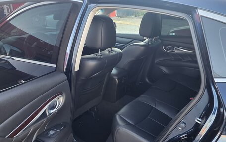Infiniti Q70 I, 2015 год, 2 140 000 рублей, 9 фотография