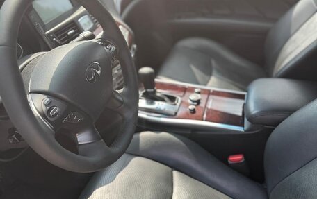 Infiniti Q70 I, 2015 год, 2 140 000 рублей, 14 фотография